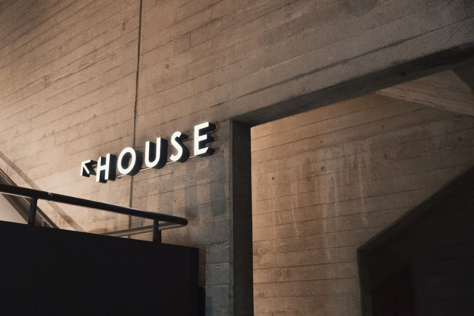 Visual marketing: how your signage makes an impact